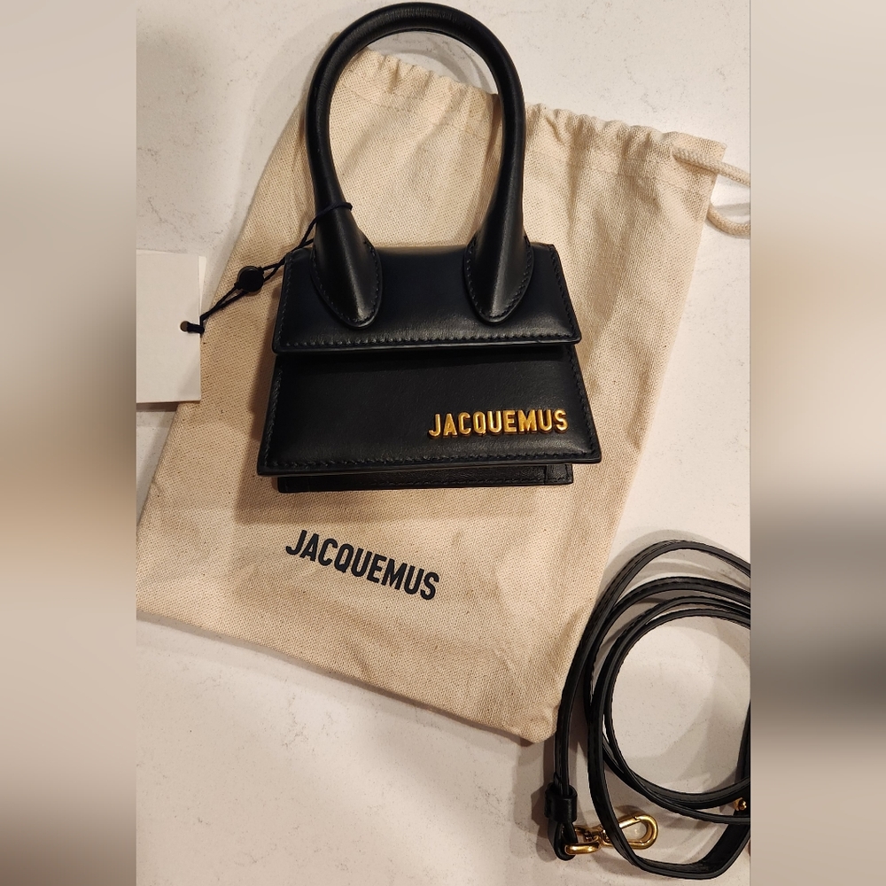 Jacquemus Le Chiquito